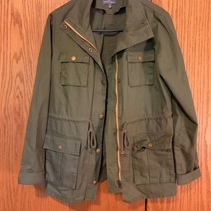 Green lightweight jacket